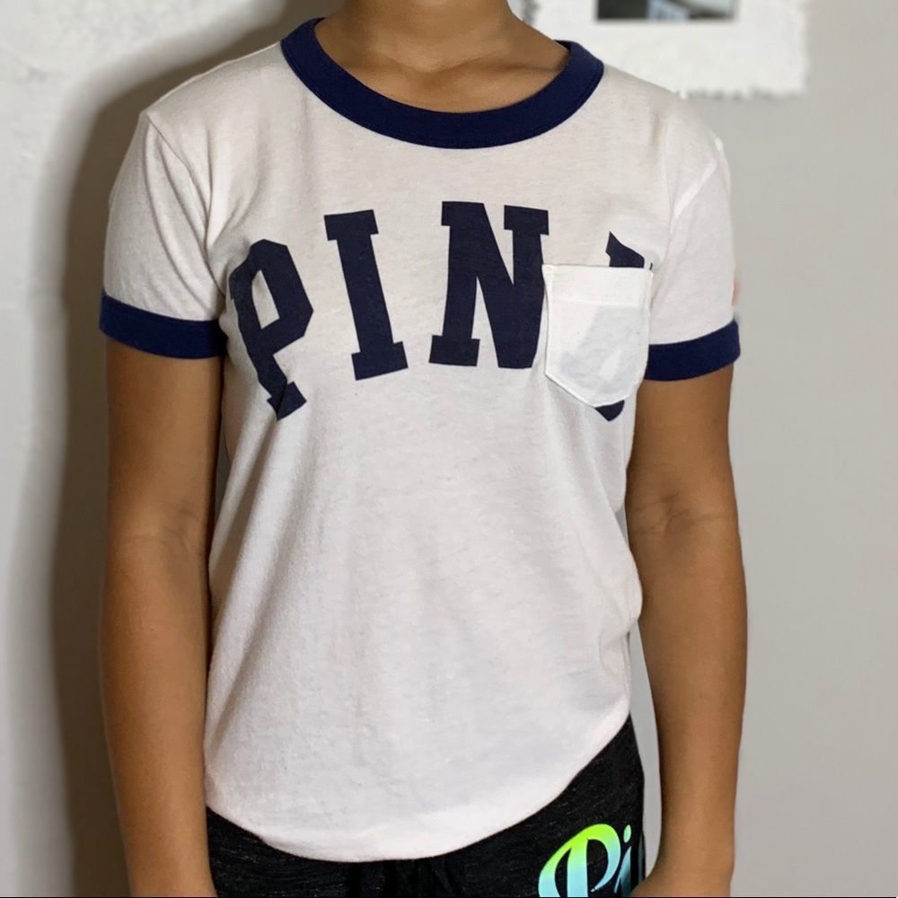 VS PINK T-Shirt